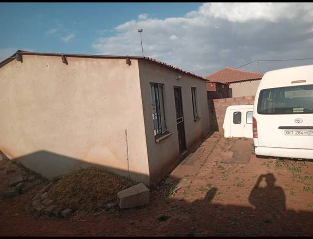 2 BEDROOM HOUSE FOR SALE IN RONDEBULT